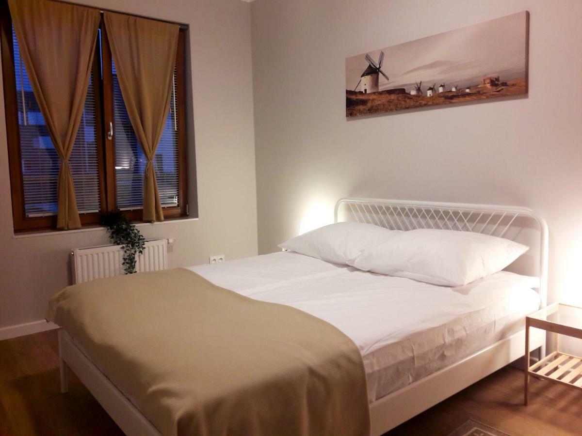 Appartamento Modern & Quiet In Royal Wilanow With Netflix Varsavia Esterno foto